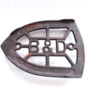 Cast Iron Trivet Rest Stand Antique B & D Bless & Drake Vintage Footed Sad